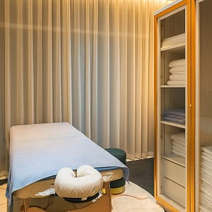 For Men/Women: Foot Reflexology, Full Body Spa, Back Spa, Or More Dubai Shafqa.com Online Shopping, Best Prices in Dubai UAE