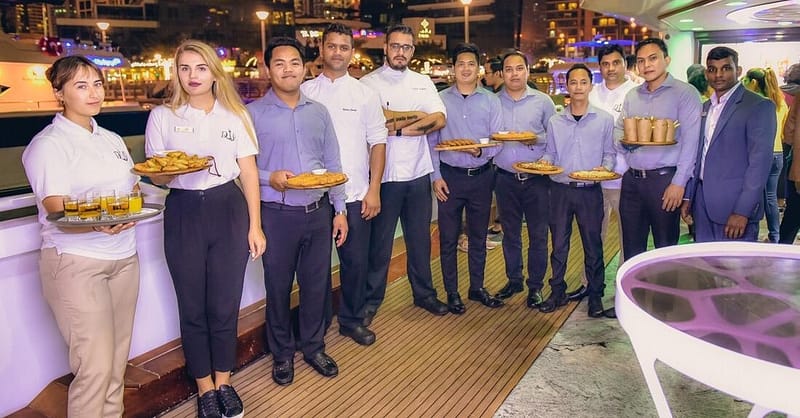 3-Hour Megayacht 5* Dinner + Drinks: Child (Aed 199), Adult (Aed 249) Dubai Shafqa.com Online Shopping, Best Prices in Dubai UAE 15