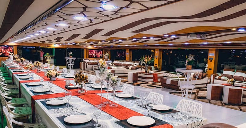 3-Hour Megayacht 5* Dinner + Drinks: Child (Aed 199), Adult (Aed 249) Dubai Shafqa.com Online Shopping, Best Prices in Dubai UAE 7