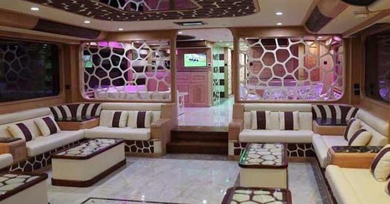 3-Hour Megayacht 5* Dinner + Drinks: Child (Aed 199), Adult (Aed 249) Dubai Shafqa.com Online Shopping, Best Prices in Dubai UAE 10