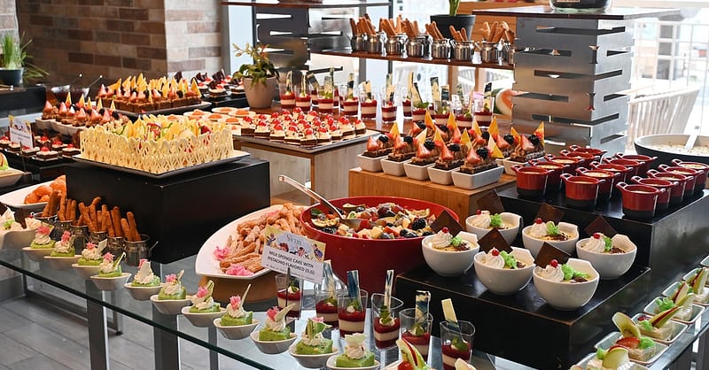 4* Saturday Brunch + Beverages, Live Stations & More: Child Or Adult Dubai Shafqa.com Online Shopping, Best Prices in Dubai UAE 3