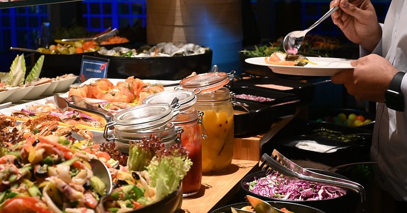 4* Theme Night Buffet With Soft Drinks Or House Beverages Dubai Shafqa.com Online Shopping, Best Prices in Dubai UAE 4