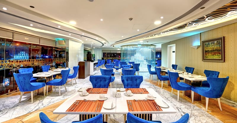 4* Weekend Brunch Buffet At The Award-Winning Worlds Tallest Hotel Dubai Shafqa.com Online Shopping, Best Prices in Dubai UAE 2