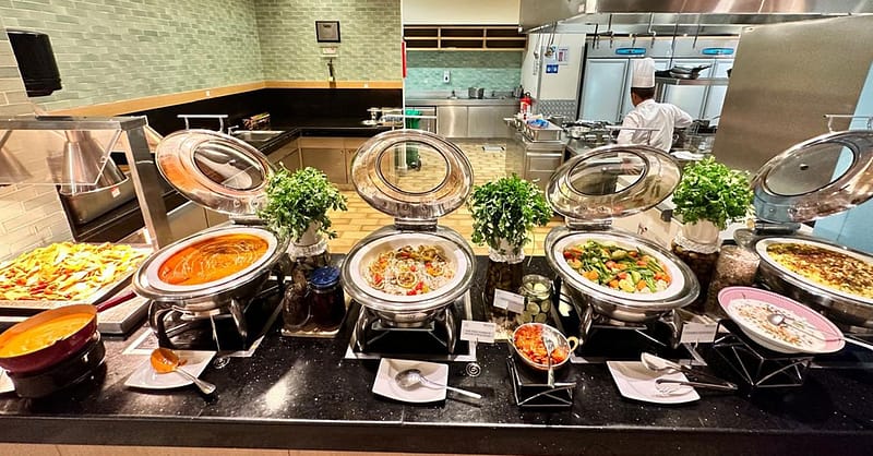 5* Dinner W/ Beverages For Child (Aed 59) Or Up To 4 Adults (Aed 139) Abu Dhabi Shafqa.com Online Shopping, Best Prices in Dubai UAE 6