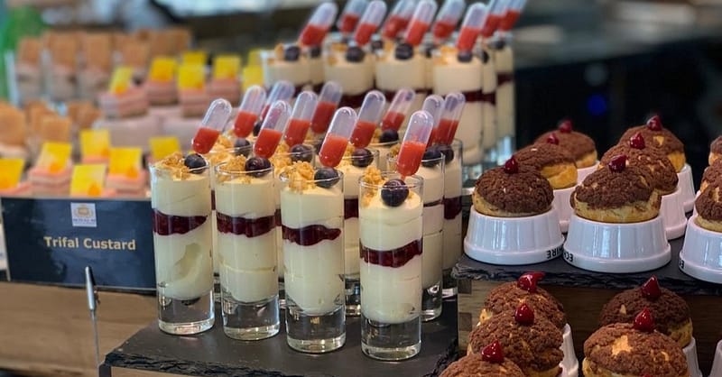5* Saturday Brunch W/Optional Pool Access: Child Aed 75, Adult Aed 149 Abu Dhabi Shafqa.com Online Shopping, Best Prices in Dubai UAE 12