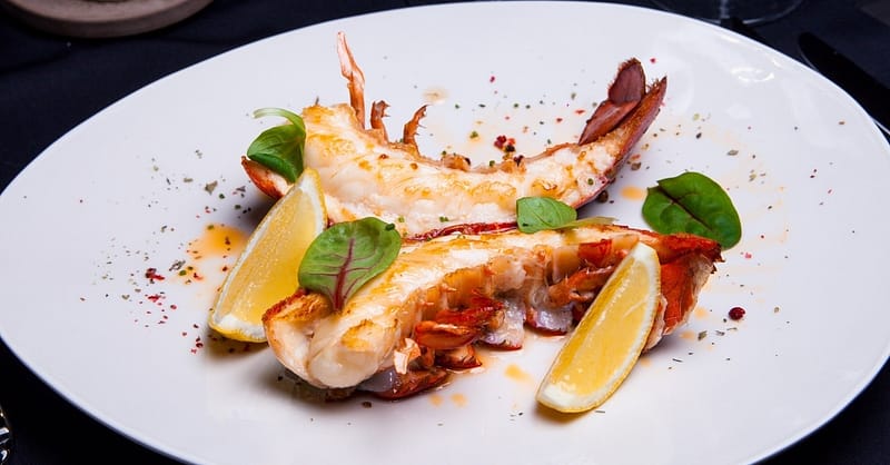 5* Seafood Theme Night Buffet W/Beverage For A Child Or Up To 4 Adults Abu Dhabi Shafqa.com Online Shopping, Best Prices in Dubai UAE 7