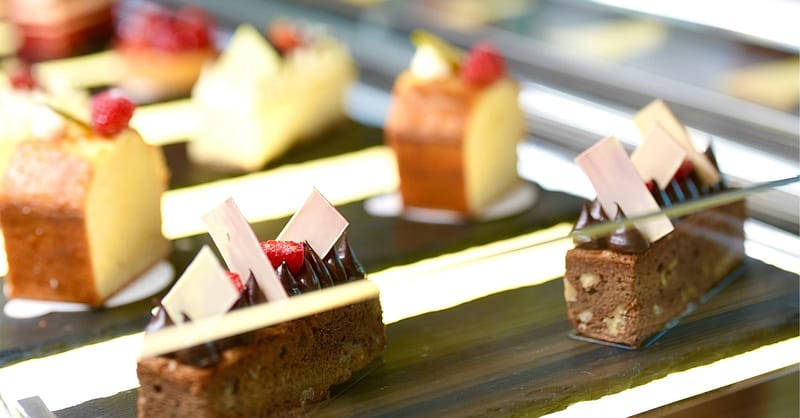 Afternoon Tea For Up To Four Adults At Rosé Lounge Bar At Bab Al Qasr Abu Dhabi Shafqa.com Online Shopping, Best Prices in Dubai UAE 6