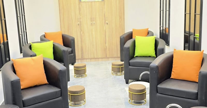 Body Waxing For Full-Arm, Full-Leg & Underarm + Opt Eyebrow & Upperlip Dubai Shafqa.com Online Shopping, Best Prices in Dubai UAE 5