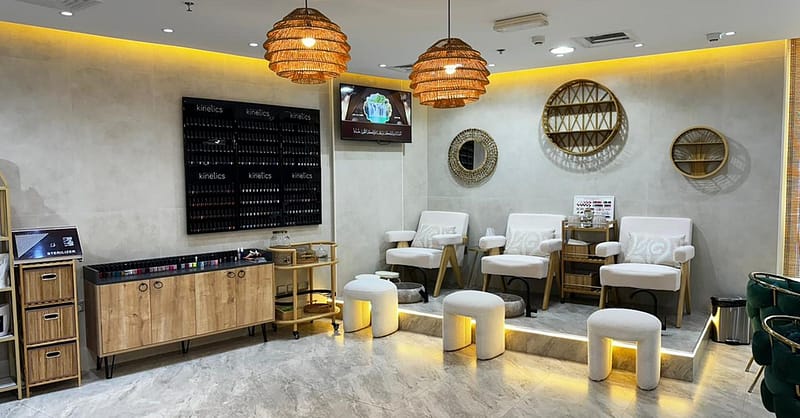 Choice Of Hair Wash And Blowdry At Bronzette Salon Dubai Shafqa.com Online Shopping, Best Prices in Dubai UAE 3