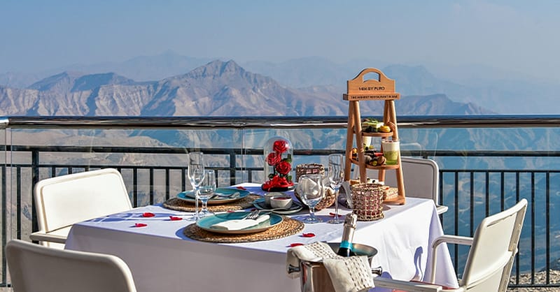 Choice Of Jais Flight, Sky Tour, Or Bgec Cabin 1-Night With Dinner Sharjah & N. Emirates Shafqa.com Online Shopping, Best Prices in Dubai UAE 8