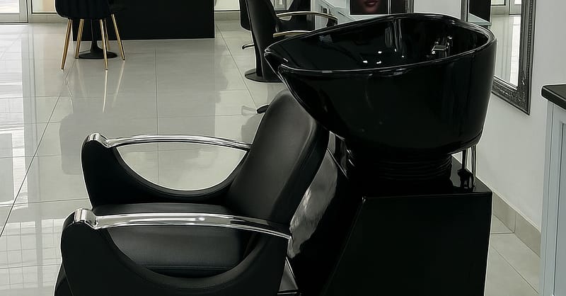 Classic Manicure & Pedicure, Gel Manicure & Classic Pedicure And More Dubai Shafqa.com Online Shopping, Best Prices in Dubai UAE 5