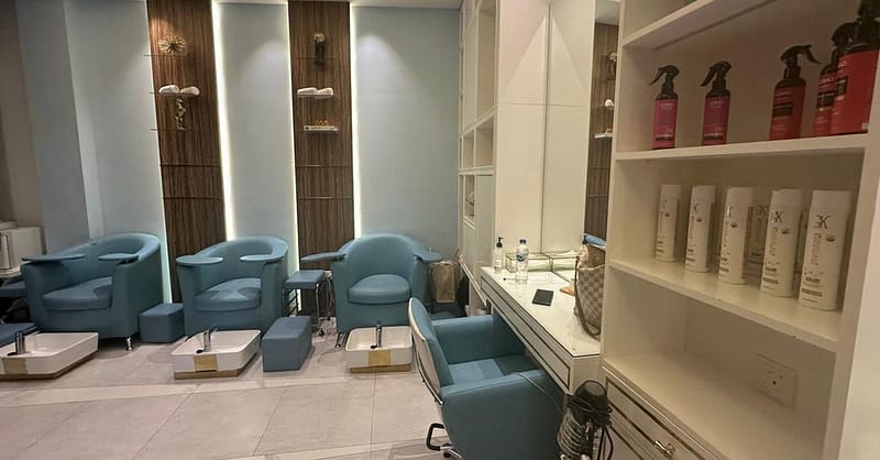 Refresh Your Look With A Haircut, Haircolor Or Organic Hair Treatment Dubai Shafqa.com Online Shopping, Best Prices in Dubai UAE 5