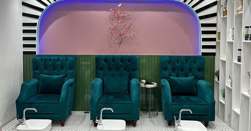 Complete Spa Experience: Classic/Gel Mani-Pedi Or Foot Reflexology Dubai Shafqa.com Online Shopping, Best Prices in Dubai UAE 4