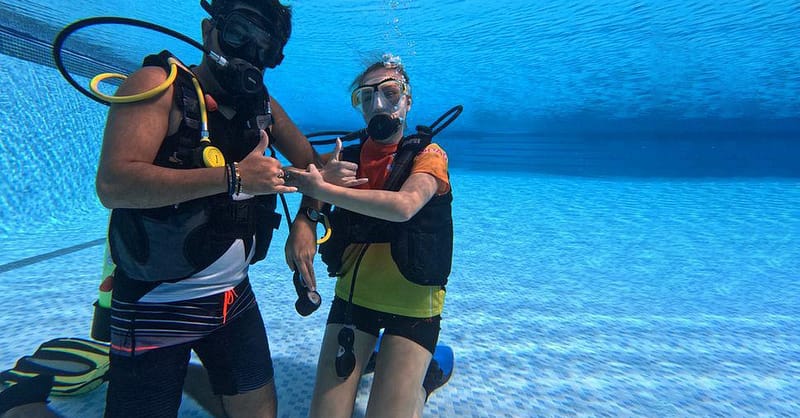 Dive Into Adventure With Diving Course Dubai Shafqa.com Online Shopping, Best Prices in Dubai UAE 4