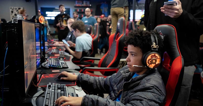 Dive Into Fun: Three-Hour Play Station, Pc Or Streaming Vip Bundle Dubai Shafqa.com Online Shopping, Best Prices in Dubai UAE 4