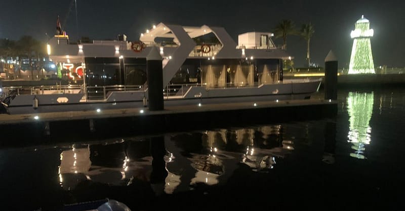 Dubai Canal Dinner Cruise With Soft Drinks! Dubai Shafqa.com Online Shopping, Best Prices in Dubai UAE 6
