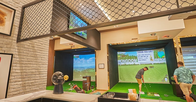 Experience Open, Private, And Vip Bays For Indoor Golfing Dubai Shafqa.com Online Shopping, Best Prices in Dubai UAE 5