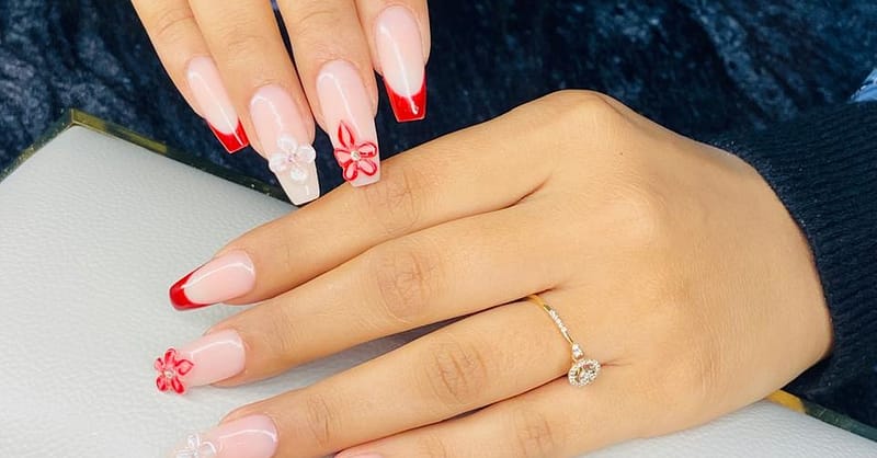 Experience Ultimate Nail Care With Mani-Pedi Services! Dubai Shafqa.com Online Shopping, Best Prices in Dubai UAE 3