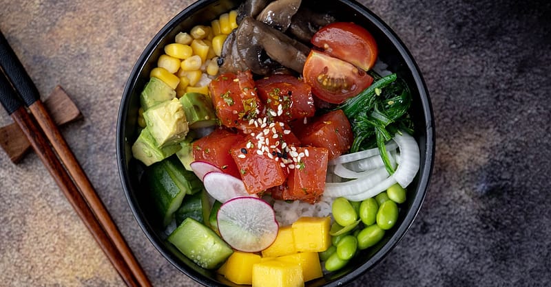 Feast On A Choice Of Poke Bowl 24oz + Classic Ice Tea For 1, 2 Or 4 Abu Dhabi Shafqa.com Online Shopping, Best Prices in Dubai UAE 9