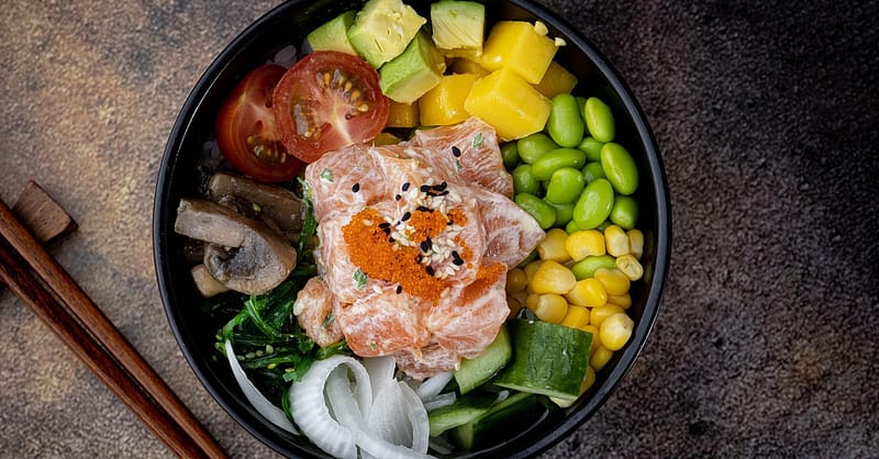 Feast On A Choice Of Poke Bowl 24oz + Classic Ice Tea For 1, 2 Or 4 Abu Dhabi Shafqa.com Online Shopping, Best Prices in Dubai UAE 2