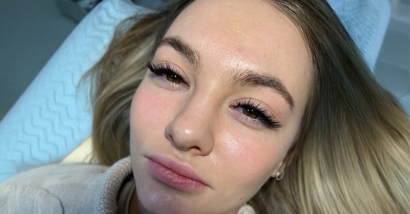 Full Set Of Individual Eyelash Extensions With Eyebrow Tinting Service National Deal Shafqa.com Online Shopping, Best Prices in Dubai UAE 8