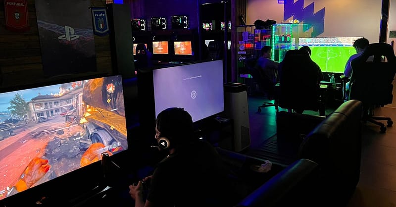 Gaming In General, Small Private, Or Big Private Room W/ Optional Food Dubai Shafqa.com Online Shopping, Best Prices in Dubai UAE 8