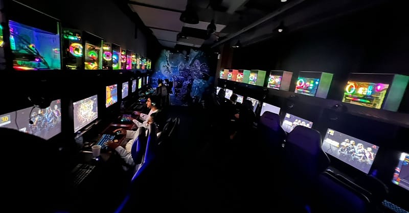 Gaming In General, Small Private, Or Big Private Room W/ Optional Food Dubai Shafqa.com Online Shopping, Best Prices in Dubai UAE 9