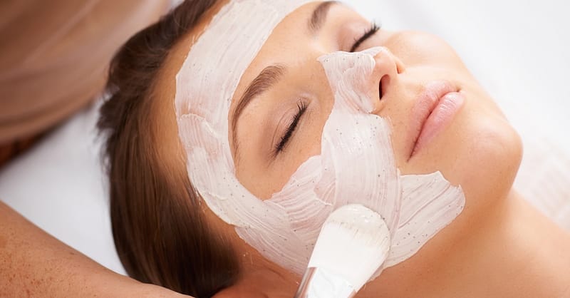 Get 60 Min Facial & Optional Wash, Blow Dry, Or Face Bleach & Facial! Sharjah & N. Emirates Shafqa.com Online Shopping, Best Prices in Dubai UAE 2