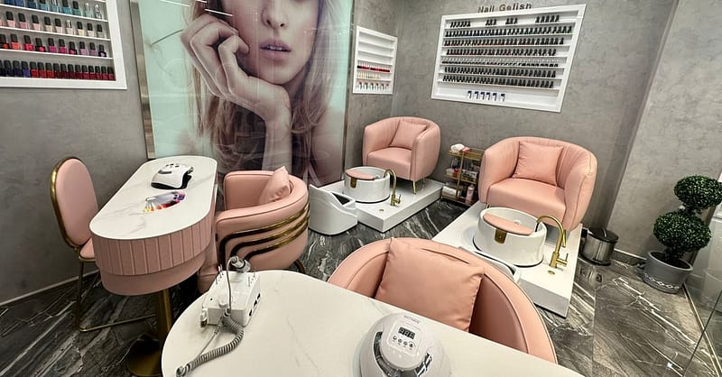 Get A Classic Or Gelish Mani-Pedi For Fabulous Hands And Feet! Abu Dhabi Shafqa.com Online Shopping, Best Prices in Dubai UAE 6