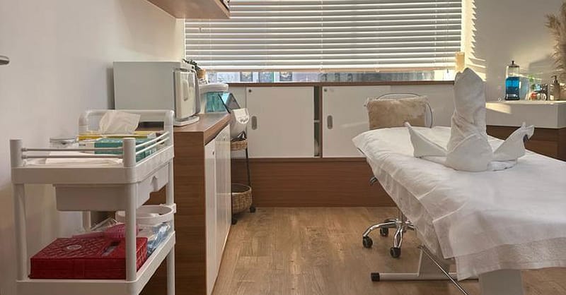 Embrace Relaxation With A Massage Treatment At Stylin Lash And Beauty Dubai Shafqa.com Online Shopping, Best Prices in Dubai UAE 2