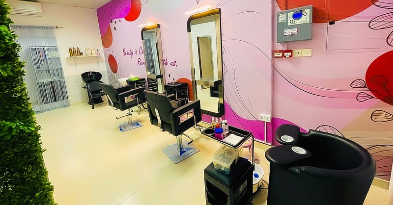 Glow Boosting One Or Two Sessions Of Hydra Facial With Rf Tightening Dubai Shafqa.com Online Shopping, Best Prices in Dubai UAE 2