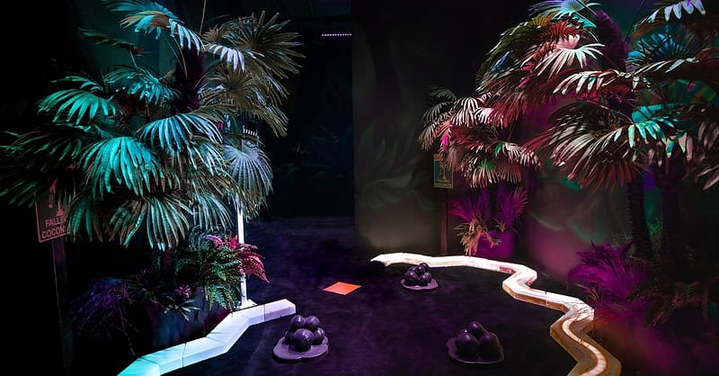 Glow Golf Experience At Mystic Golf By Tr88house @Bluewaters Island Dubai Shafqa.com Online Shopping, Best Prices in Dubai UAE 3