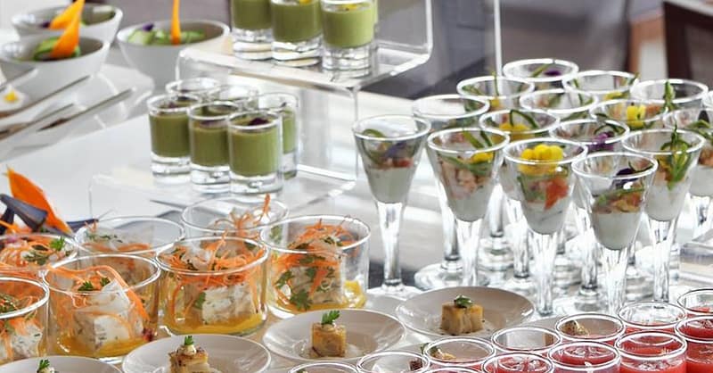 Indulge In A 5* Buffet With Beverages Child (59 Aed) Adult (108) Abu Dhabi Shafqa.com Online Shopping, Best Prices in Dubai UAE 7