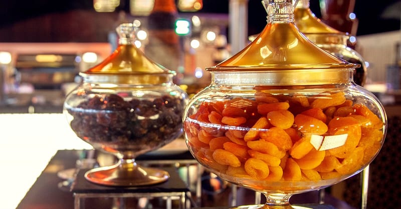 Lunch / Dinner Buffet With Soft Beverages Up To Four Adults Or A Child Abu Dhabi Shafqa.com Online Shopping, Best Prices in Dubai UAE 4