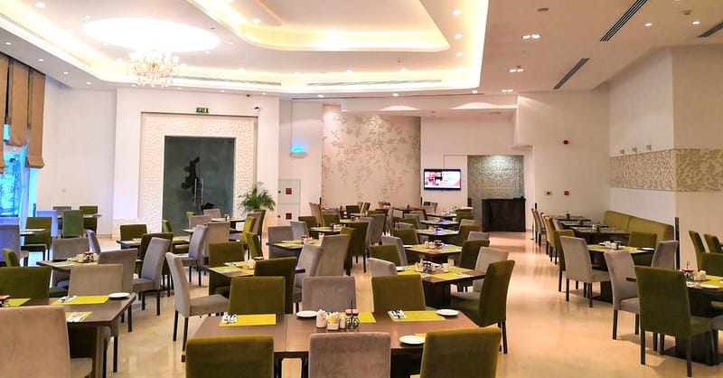 Lunch / Dinner Experience At Crystal Restaurant By Copthorne Hotel! Dubai Shafqa.com Online Shopping, Best Prices in Dubai UAE 5