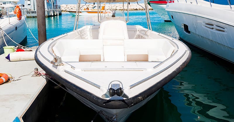 Luxury Yacht Or Fishing Tarrad Rental At Luxury Yachts Dubai Shafqa.com Online Shopping, Best Prices in Dubai UAE 6