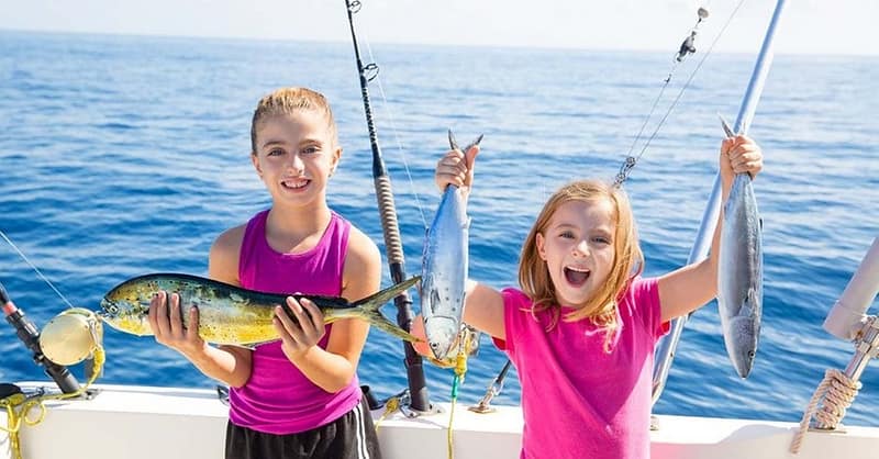 Luxury Yacht Or Fishing Tarrad Rental At Luxury Yachts Dubai Shafqa.com Online Shopping, Best Prices in Dubai UAE 9