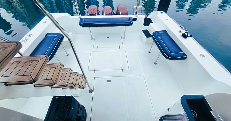 Luxury Yacht Rentals For 1-3 Hours Dubai Shafqa.com Online Shopping, Best Prices in Dubai UAE 8