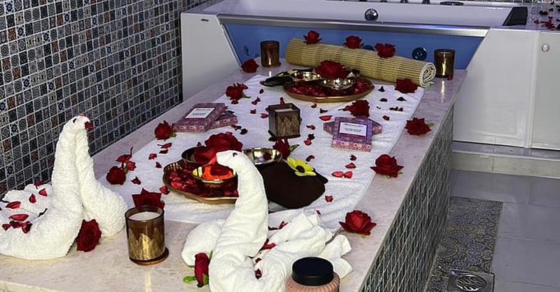 Men Or Women Spa Treatment With Manicure And Pedicure, And Blow-Dry Dubai Shafqa.com Online Shopping, Best Prices in Dubai UAE 13
