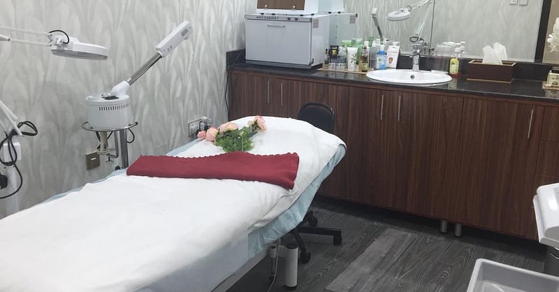 Mens Arms, Arms & Chest, Back & Full Leg, Or Full Body Waxing For One Dubai Shafqa.com Online Shopping, Best Prices in Dubai UAE 3