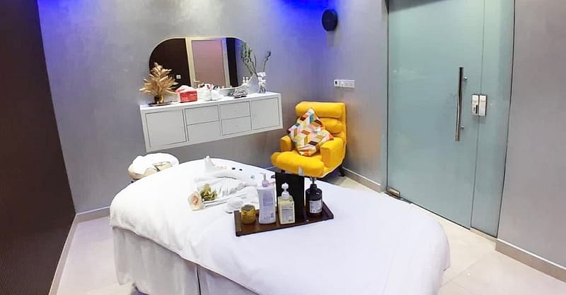 Mens Manicure And Pedicure At Kingsman Salon And Spa Abu Dhabi Shafqa.com Online Shopping, Best Prices in Dubai UAE 7