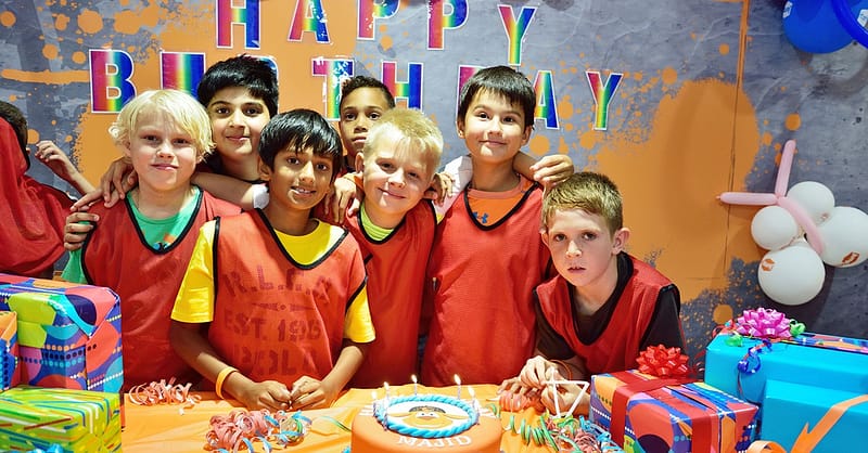One-Hour Trampoline Park Fun With Inflatable Zone, Foam Pits & More! Dubai Shafqa.com Online Shopping, Best Prices in Dubai UAE 7