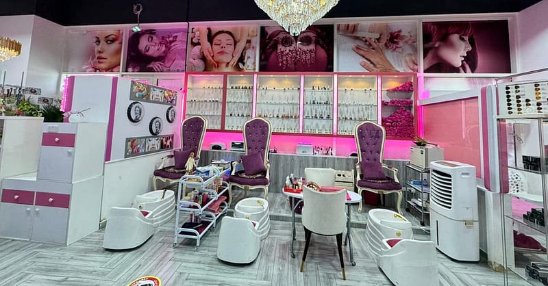 One Session Of Facial Clean Up, Royal Look Facial (24k Gold), And More Dubai Shafqa.com Online Shopping, Best Prices in Dubai UAE 4