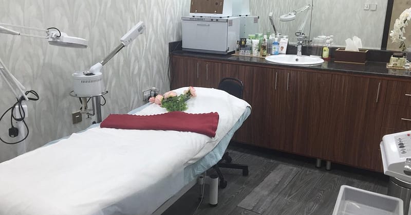 Pamper & Relax: Manicure, Pedicure, & Spa Treatment Dubai Shafqa.com Online Shopping, Best Prices in Dubai UAE 6