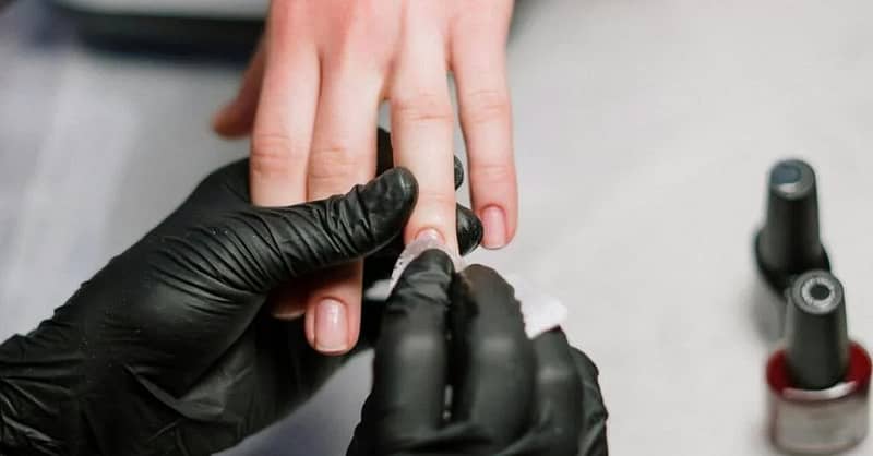Pamper Your Hands And Feet: Classic Or Gel Manicure And Pedicure Dubai Shafqa.com Online Shopping, Best Prices in Dubai UAE 2
