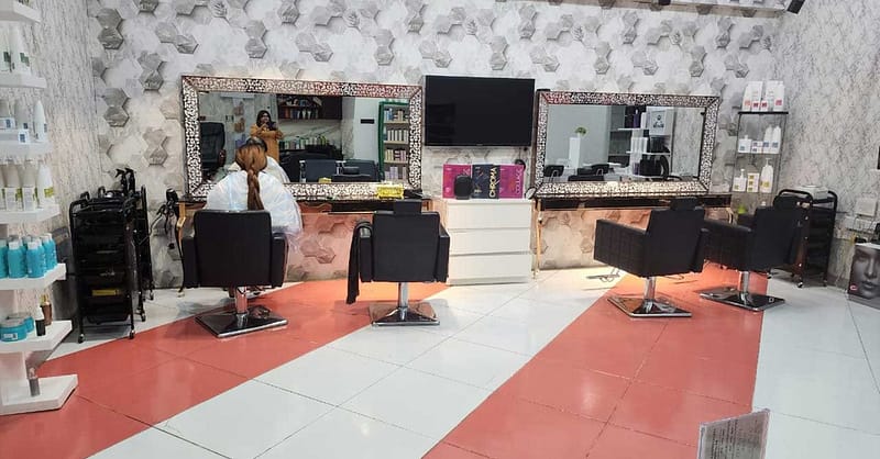Pamper Yourself With One Session Of Classic Or Gel Mani-Pedi Dubai Shafqa.com Online Shopping, Best Prices in Dubai UAE 5
