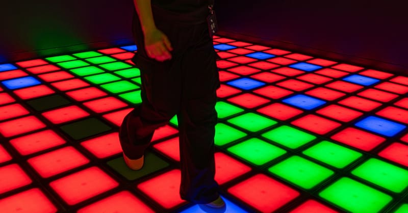 Pixel Lighting Game For Upto Four! Dubai Shafqa.com Online Shopping, Best Prices in Dubai UAE 7