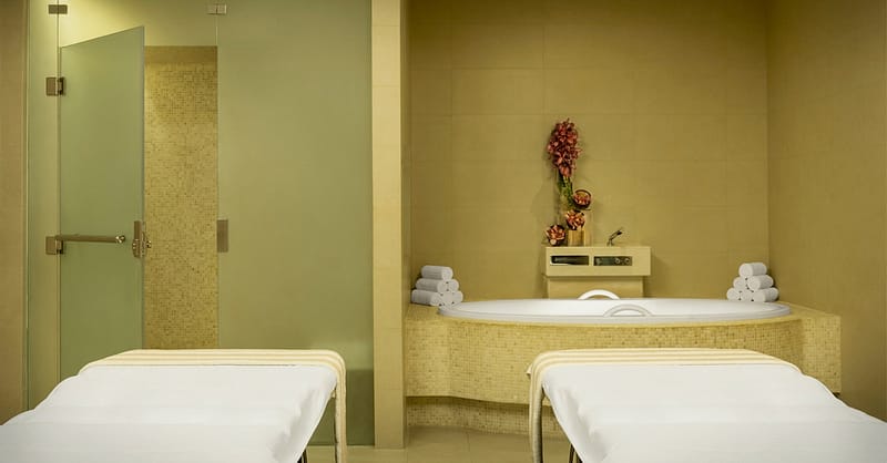 Relaxation Spa Treatment W/ Sauna, Hot Tub, Steam & Locker Dubai Shafqa.com Online Shopping, Best Prices in Dubai UAE 3