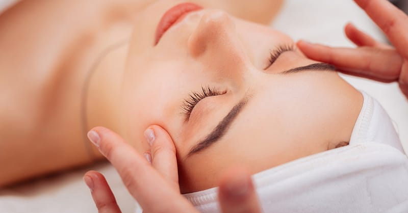 Enjoy Cleansing Facial With Wash, Blow Dry, Or Organic Face Bleach Sharjah & N. Emirates Shafqa.com Online Shopping, Best Prices in Dubai UAE 2