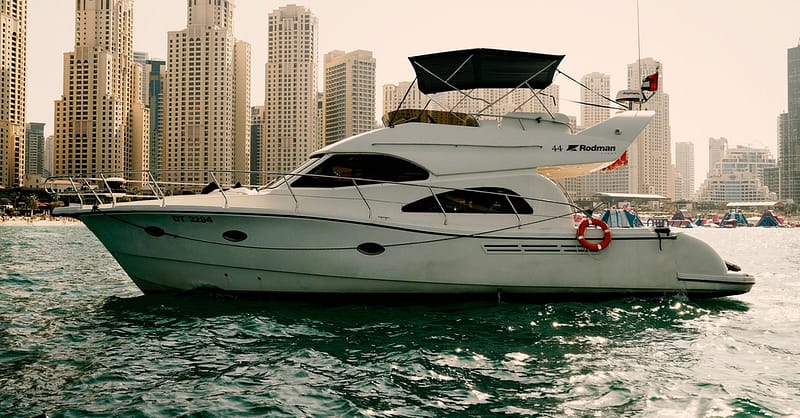 Set Sail In A Luxury Yacht For Up To 12, 25, Or 30 People Dubai Shafqa.com Online Shopping, Best Prices in Dubai UAE 11